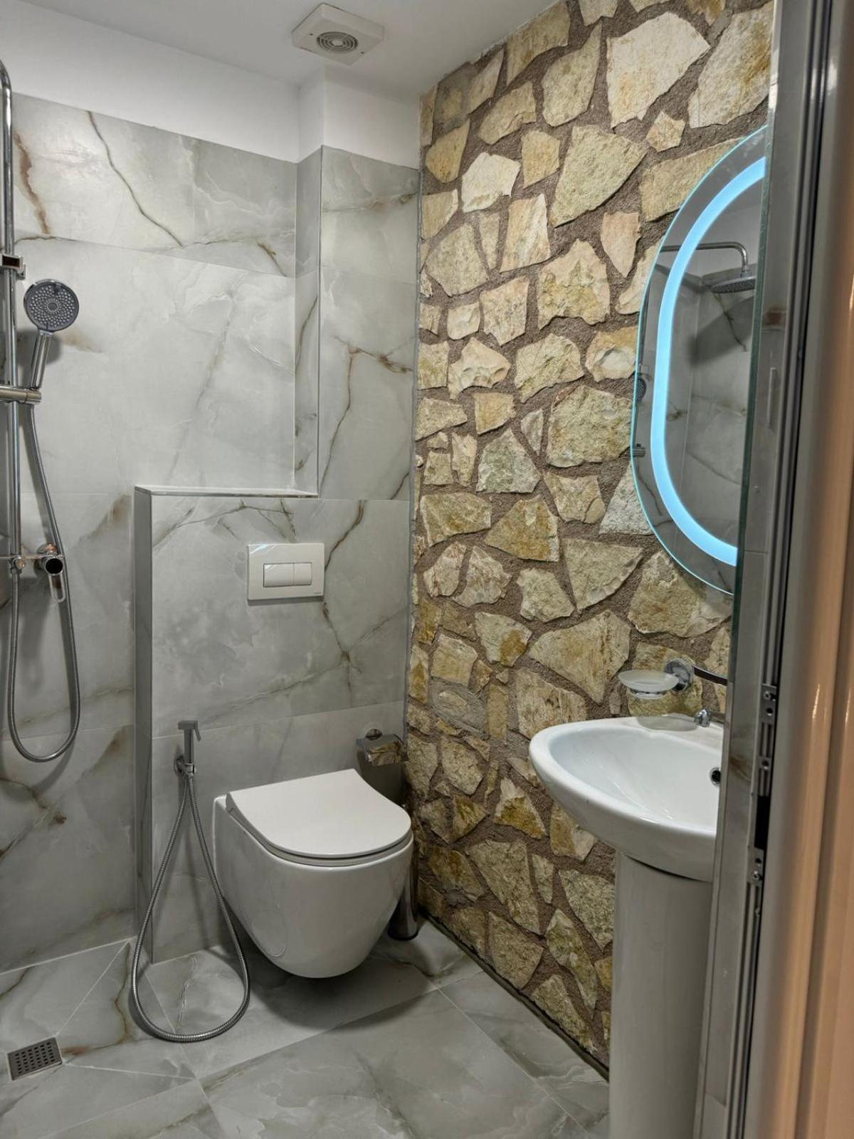 Hotel The White Troy à Saranda Chambre photo